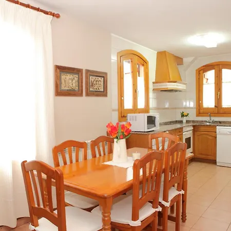 Apartamentos Albá Casa Alquesera-3